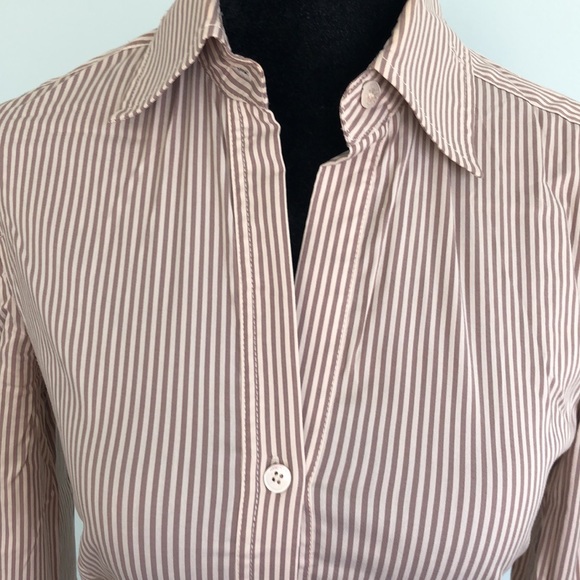 BCBGMAXAZRIA button down dress shirt. Size XXS - Picture 4 of 7